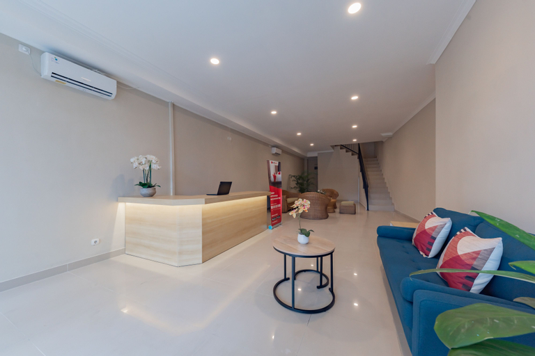 Others 5, RedDoorz Plus near Surapati Core, Bandung