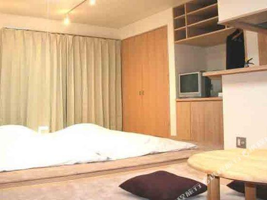 5, Casa Estacion Hikone, Hikone