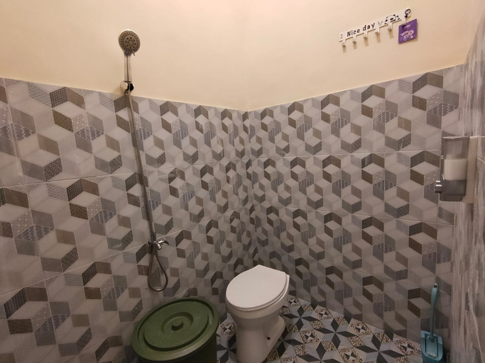 Bathroom 4, FLAZ Villa, Malang