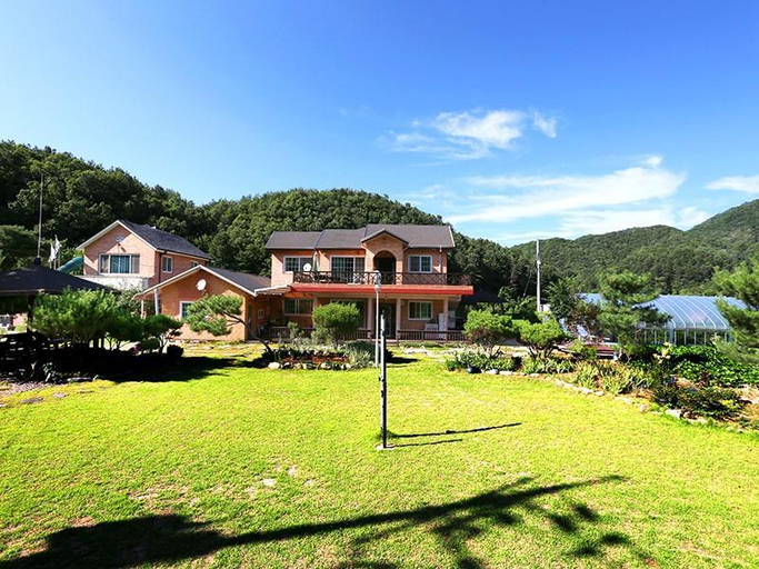 Others 5, Yangpyeong Jinggumdari Pension, Yangpyeong