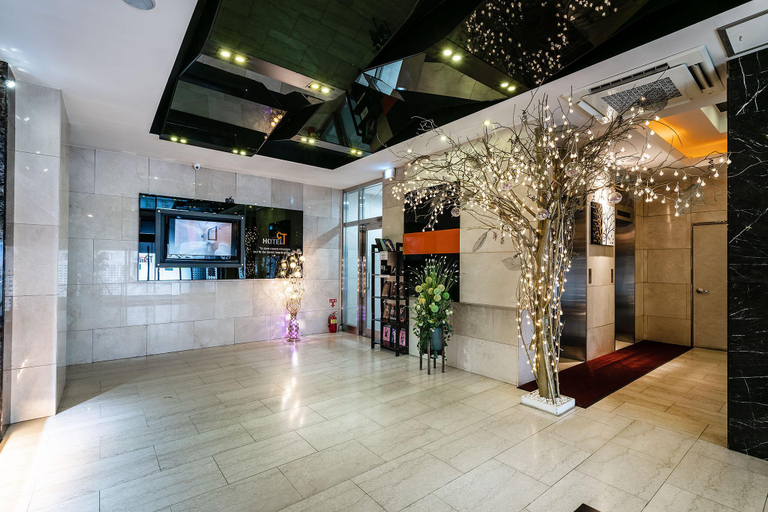 Others 2, Bucheon Hotel CT, Gyeyang
