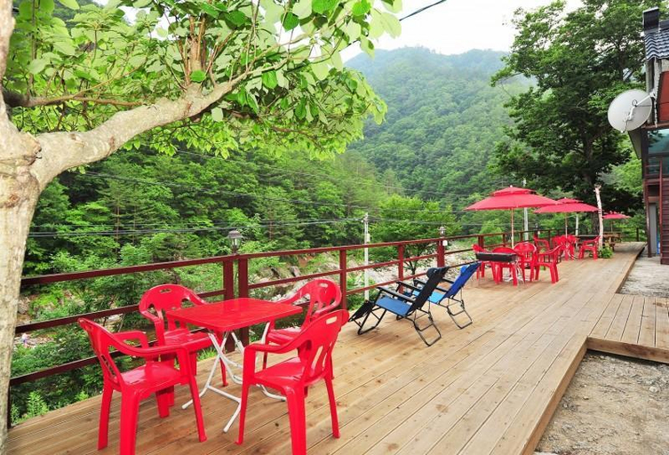 Others 5, Yangyang Beopsusanjang Pension, Yangyang