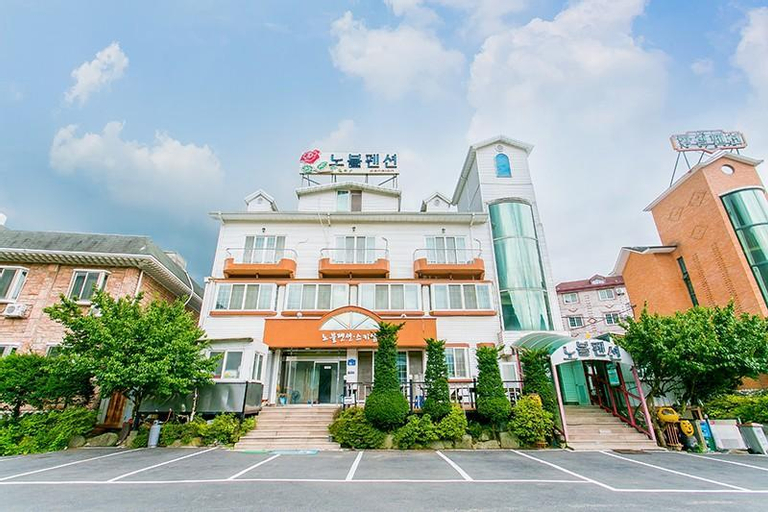Muju Noble Pension, Muju