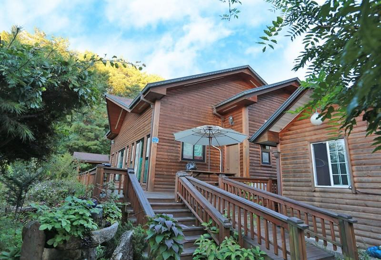 Exterior & Views 1, Yanggu Bauyasaenghwar Pension, Yanggu