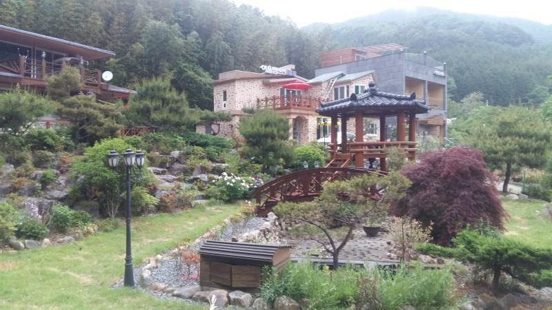 Others, Jangseong Eoullim Pyeonbaek Pension, Jangseong