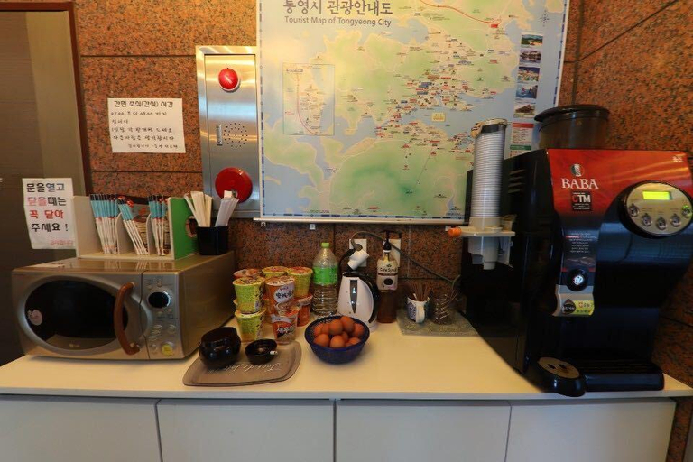 Food & Drinks, Tongyeong Rock, Tongyeong