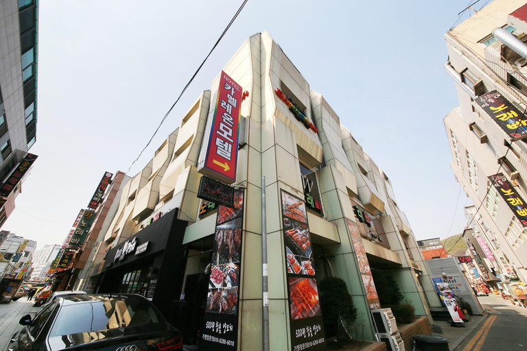 Exterior view 4, Yongin Chameleon, Yongin