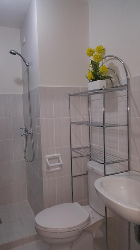 Bathroom 2, Mesaverte Residences Afs Suites, Cagayan de Oro City