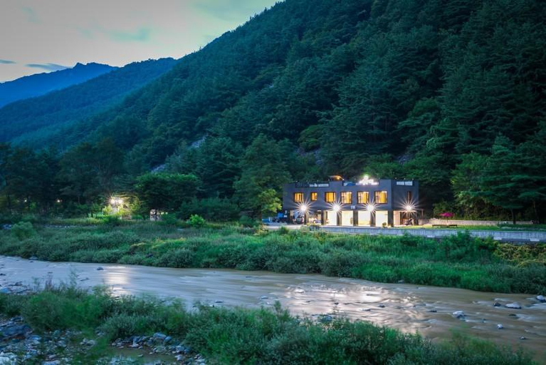 Others 3, Jeongsen Eoulim Pension, Jeongseon