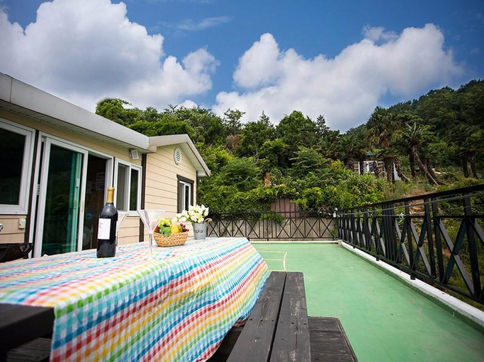 Exterior & Views 1, Yeosu Exporo Pension, Yeosu