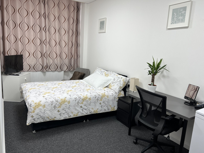 Bedroom, Double bed with attached Bath & Balcony, London