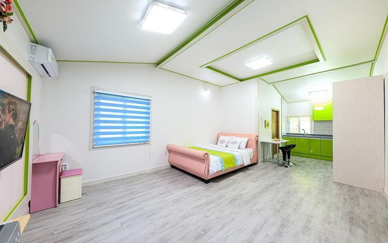 Bedroom 2, Gapyeong Terrace & Star Pension, Gapyeong