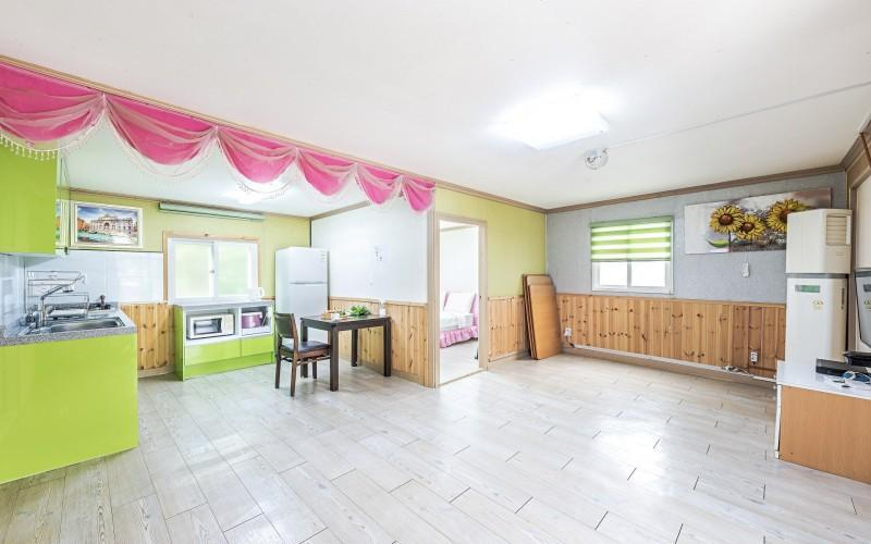Others 4, Gapyeong Terrace & Star Pension, Gapyeong