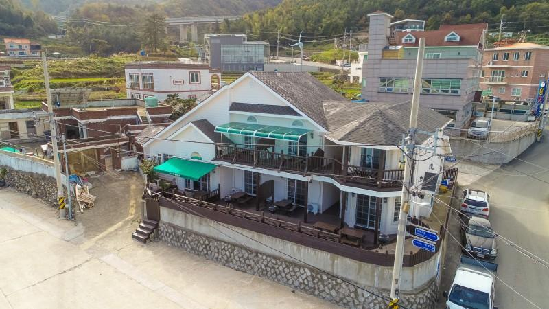 Others 4, Geojedo Geoje Mongdol Pension, Geoje