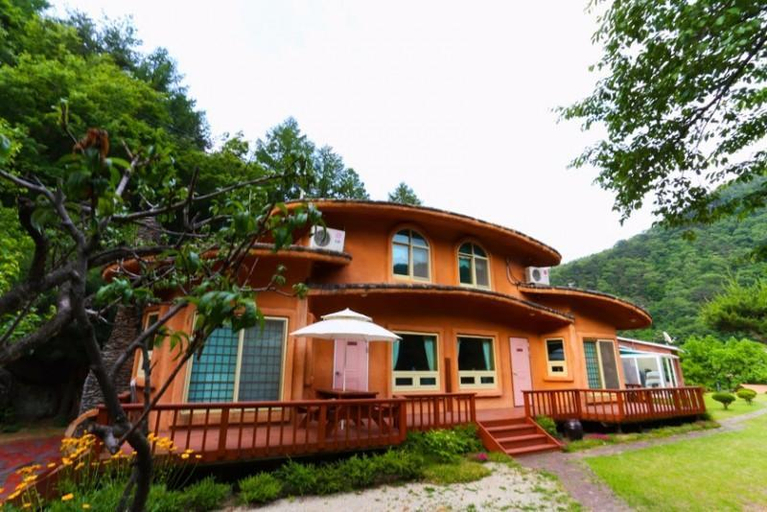 Exterior & Views 1, Gangneung Yeon House pension, Gangneung