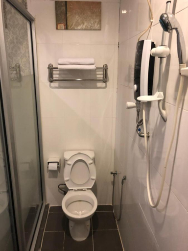 Bathroom 5, Woodpecker Lodge, Kuching, Kuching