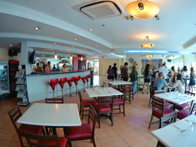 Food & Drinks 5, Golden Peak Hotel & Suites, Cebu City