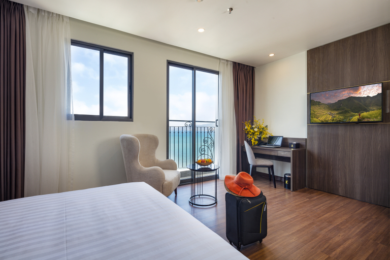 Bedroom 2, Daphovina Hotel, Nha Trang