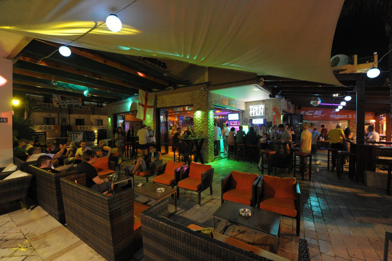 Food & Drinks 4, Ilios Malia by Checkin, Crete