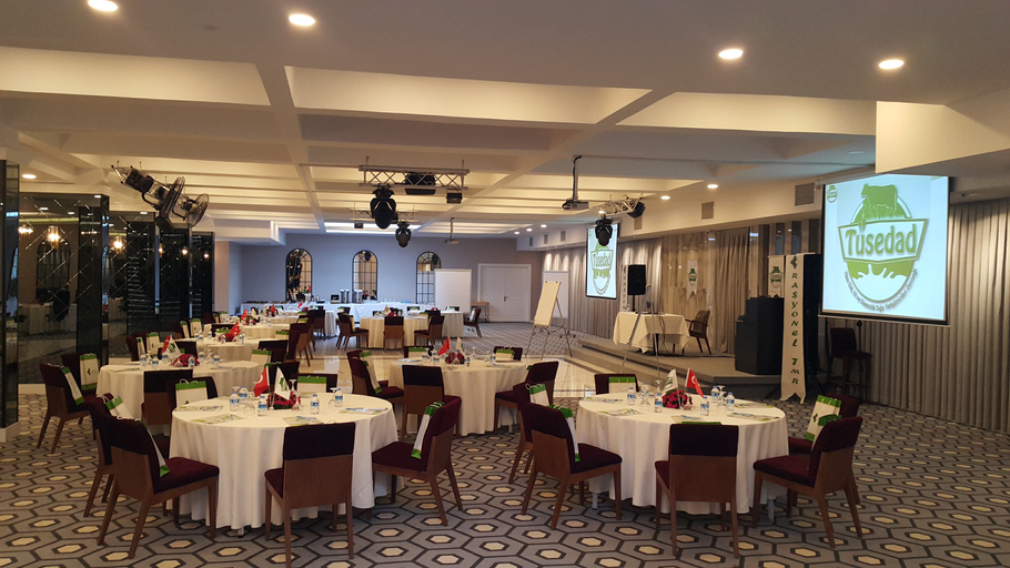 Food & Drinks 5, Montania Town Hotel Mudanya, Mudanya