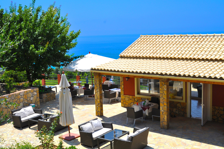 Exterior & Views 2, Studio Apartments Escape, Swimming Pool - Pelekas Beach, Ionian Islands