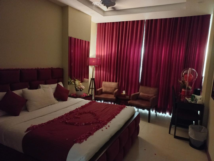 Others 4, Atlas Hotel, Islamabad