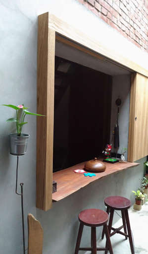 Others 5, YF971, Tainan