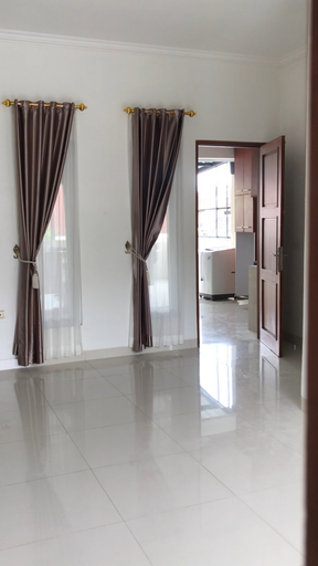 Exterior & Views 4, Alzetta Villa, Sleman