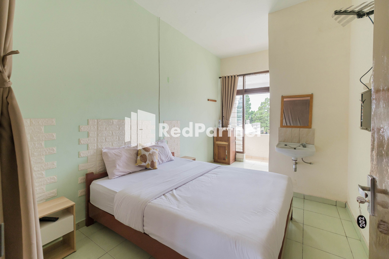 Bedroom 15