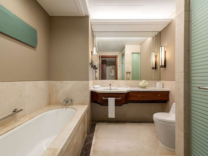 Bathroom 5, Shangri-La Hotel Qinhuangdao, Qinhuangdao