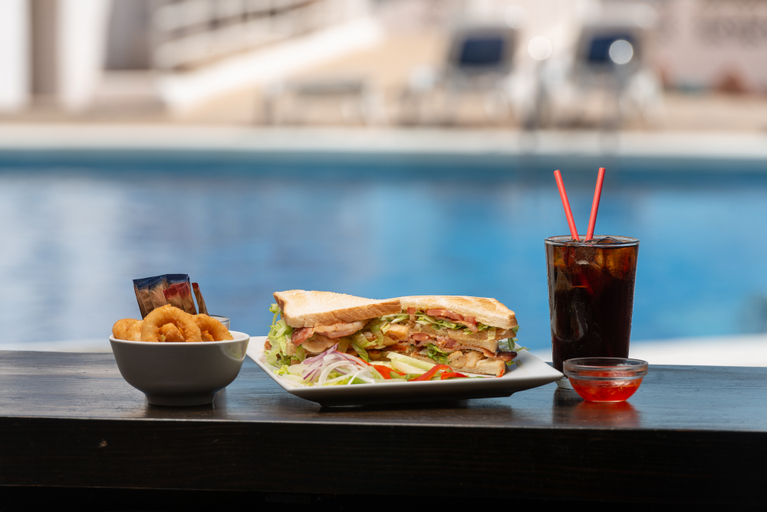 Food & Drinks 4, Holiday Park, Baleares
