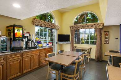 Days Inn by Wyndham Fremont, Alameda