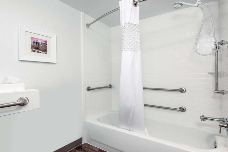 Bathroom 8