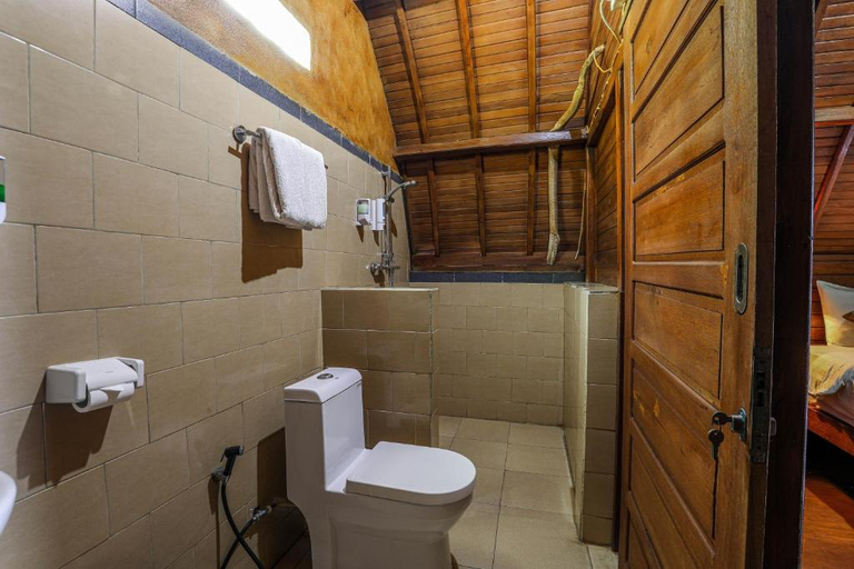 Bathroom 3, You and We House, Klungkung