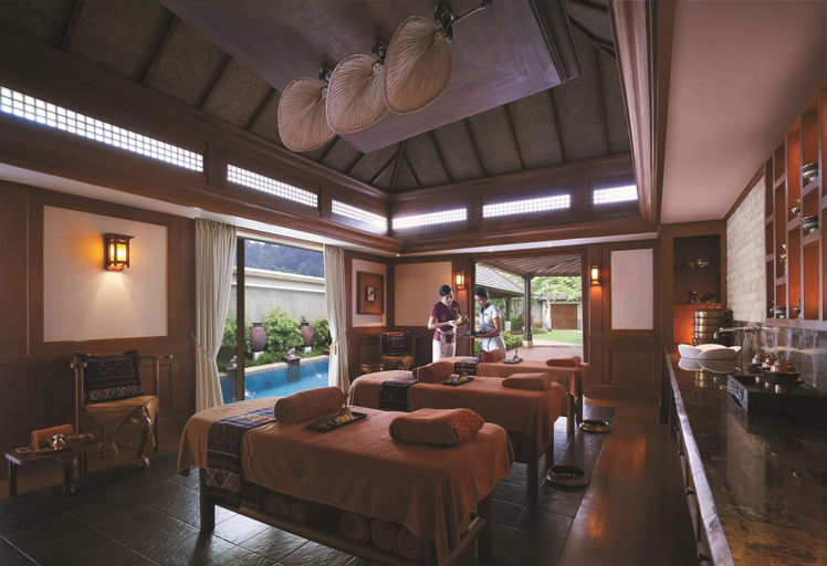 Public Area 5, Shangri-La Boracay, Malay