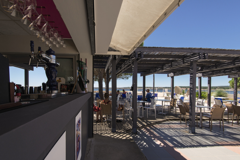 Food & Drinks 5, Balaruc-Les-Bains "Les Rives de Thau", Hérault