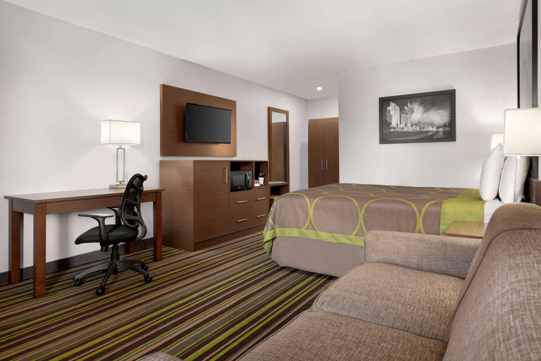Bedroom 16