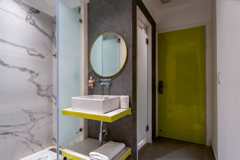 Bathroom 8