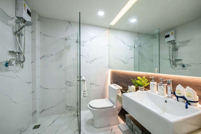 Bathroom 4, 8 Kia Peng, Kuala Lumpur