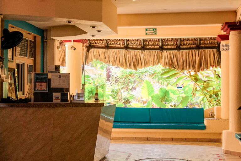 Public Area 2, Hotel y Bungalows Acuario, Dist. Pochutla
