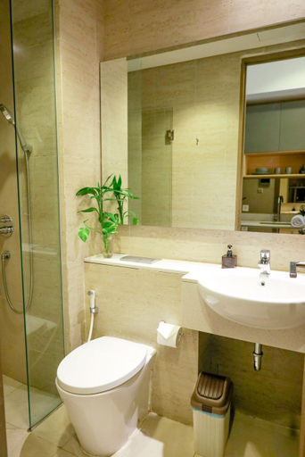 Bathroom 5, Vin Studio Taman Anggrek Residences, West Jakarta