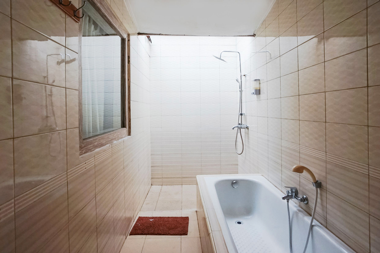 Bathroom 6