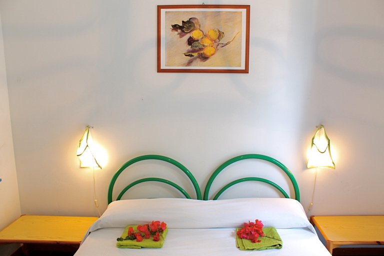 Bedroom 3, Villa Teti, Palermo