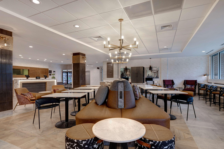 Food & Drinks 5, Home2 Suites by Hilton Blythewood, SC, Richland