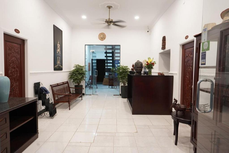 Public Area 3, The Birdcage Boutique, Phnom Penh