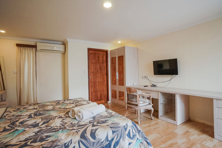 Bedroom 13