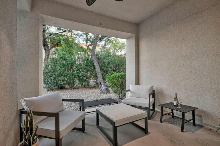 Central Condo by Casago, Maricopa