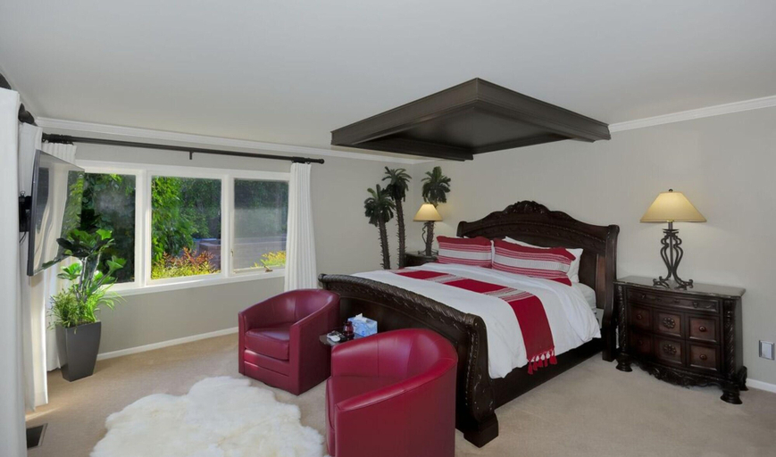 Bedroom 2, Cougar Chateau by Casago, Coconino