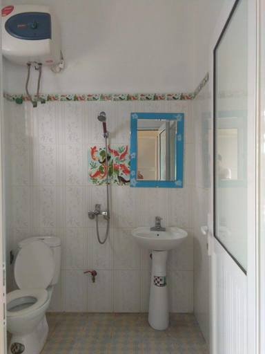 Bathroom, Ha Giang Backpackers Hostel, Hà Giang