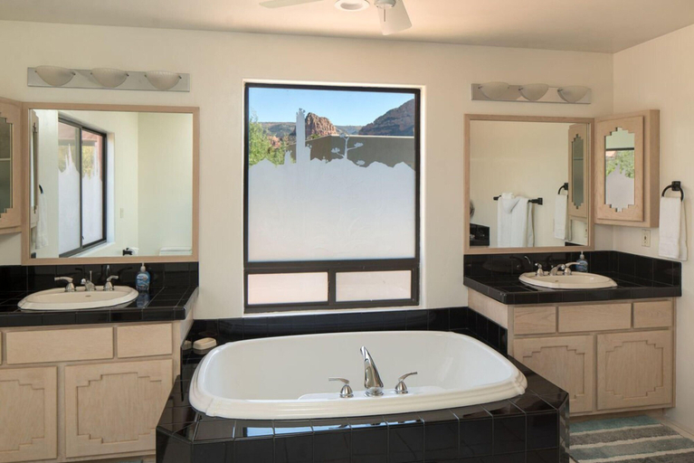 Bathroom 3, Indian Cliffs Retreat by Casago, Yavapai